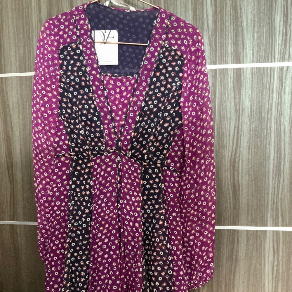 Dvf multicolor silk dress w chiffon sleeve size 4 nwt